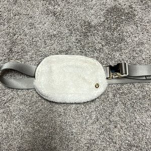 lululemon white sherpa belt bag